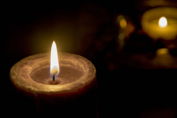Atmosfera quente com velas — Fotografia de Stock