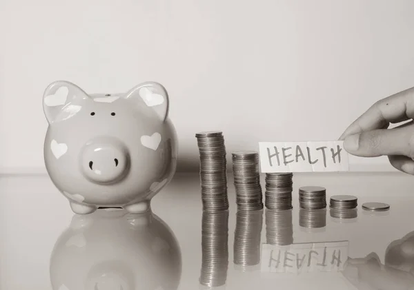 Saving money for your health — 스톡 사진