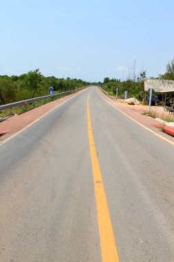 asfalt yol uzun bir süre için