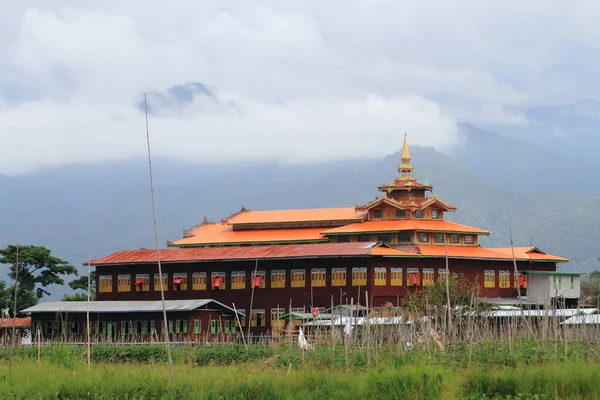 Wooden Burmese Buddhist Monastery Inle Lake Myanmar — Stock Photo, Image