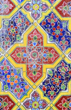 yerli Tay tarzı çiçek deseninin Budist tapınağı, Tayland