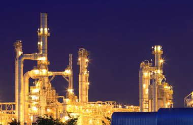 Alacakaranlık 'ta petrol rafinerisi (Map Ta Phut Industrial Estate Rayong T