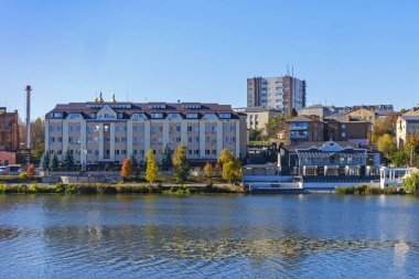 Vinnitsa, Ukrayna - 16 Ekim 2019: Güney Bug Nehri şehri manzarası