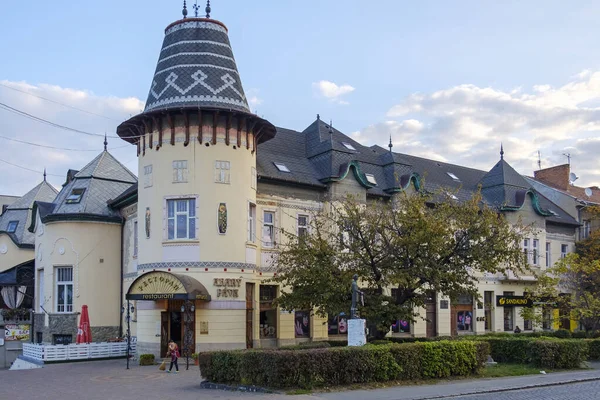 Beregovo Ukraine October 2019 Restaurant City Center Main Street — Stock Photo, Image