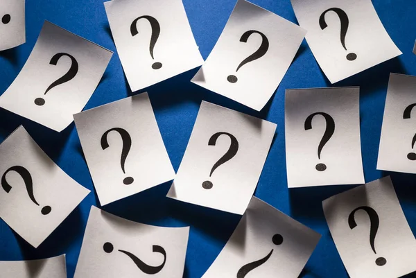 Background pattern of printed question marks — Stock Photo, Image