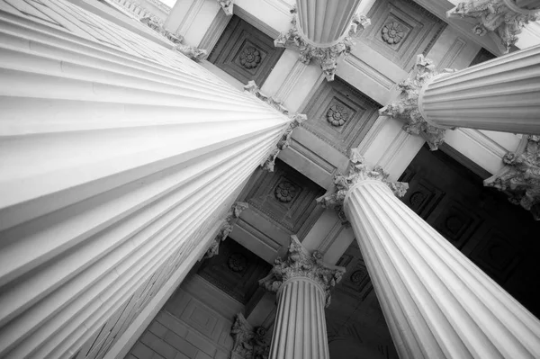 Colonne presso l'Archivio Nazionale — Foto Stock