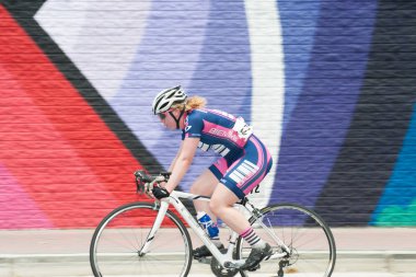 Bisikletçiler yarış rekabet