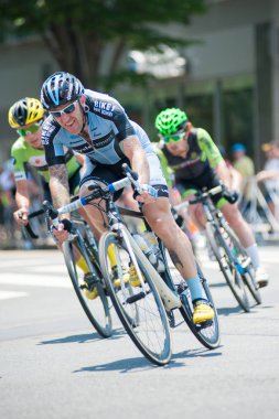 Bisikletçiler yarış rekabet