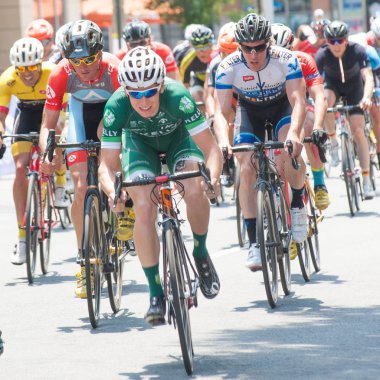 Bisikletçiler yarış rekabet