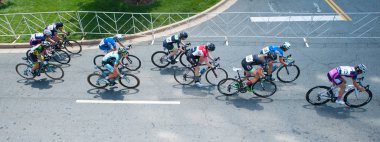 Bisikletçiler yarış rekabet