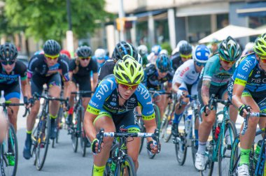 Bisikletçiler yarış rekabet