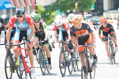 Bisikletçiler yarış rekabet