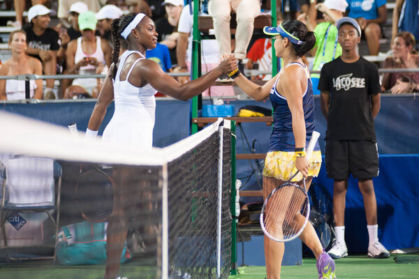 Слоан Стивенс, Риса Одзаки
