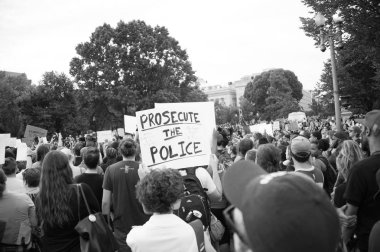 Polis vahşeti ve ırkçılık karşı Mart