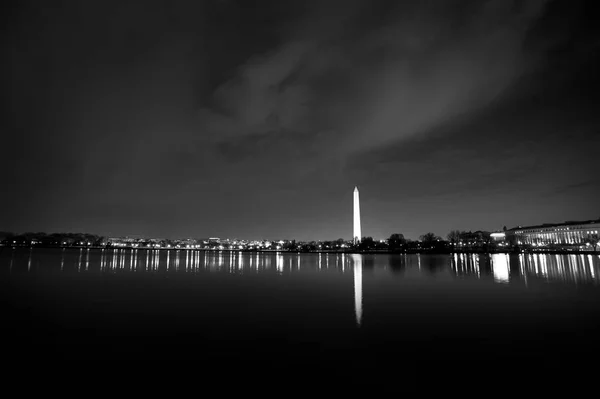 Washington dc skyline in de nacht — Stockfoto