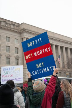 Protestocu, Trump açılışı