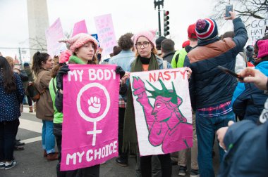 Protestocular, Trump açılışı