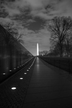 Washington Anıtı ve Vietnam Gazileri Anıtı