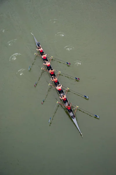 Frauenteam im Wettbewerb — Stockfoto