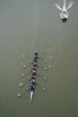 Mürettebat takım içinde rekabet