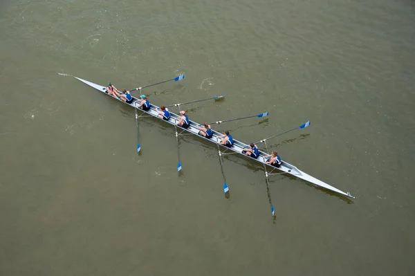 Mürettebat takım içinde rekabet