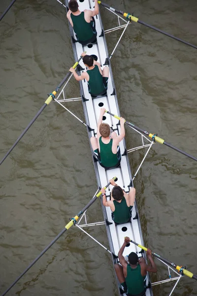 Equipo de Tripulación en competición —  Fotos de Stock