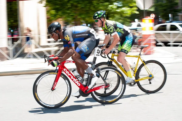 Pro ποδηλάτες στον ανταγωνισμό — Φωτογραφία Αρχείου
