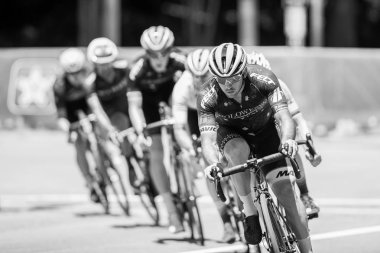 Elit erkekler bisikletçiler rekabet