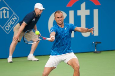Profesyonel Tenis Oyuncusu Marius Copil