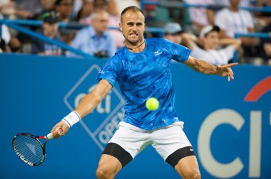 Profesyonel Tenis Oyuncusu Marius Copil