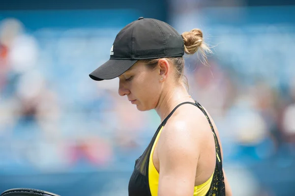 职业网球球员 Simona Halep — 图库照片