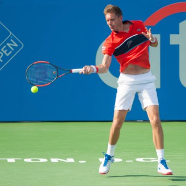 Profesyonel tenis oyuncu Nicolas Mahut