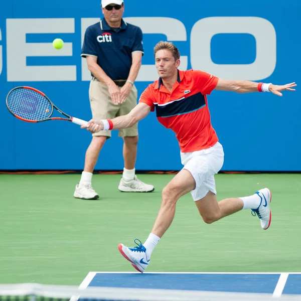 Profesyonel tenis oyuncu Nicolas Mahut