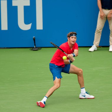 Profesyonel tenis oyuncusu Jared Donaldson