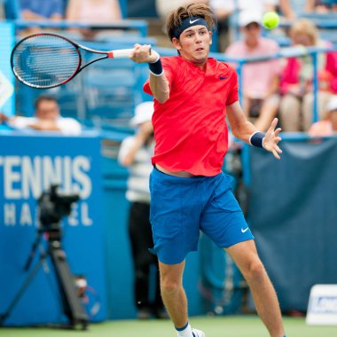 Profesyonel tenis oyuncusu Jared Donaldson