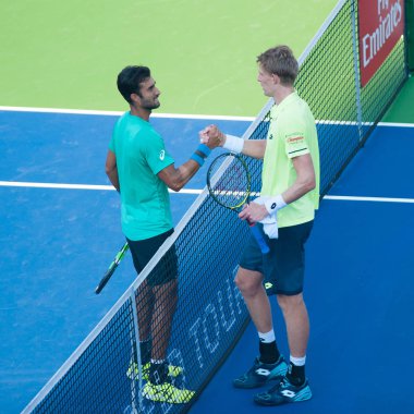 Profesyonel tenis oyuncular Yuki Bhambri ve Kevin Anderson