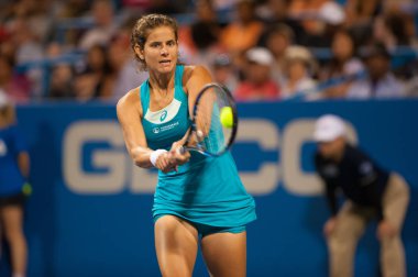 Profesyonel tenis oyuncusu Andreea Petkoviç