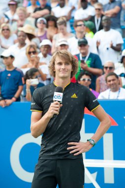 Profesyonel tenis oyuncusu Alexander 