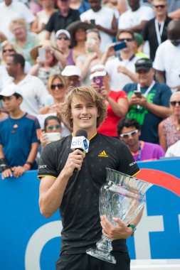 Profesyonel tenis oyuncusu Alexander 