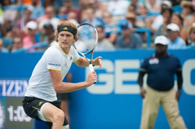 Profesyonel tenis oyuncusu Alexander 