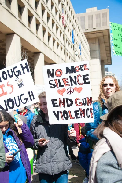 Deltagare Marschen För Vårt Liv Protest Studenter För Vapenkontroll Håll — Stockfoto