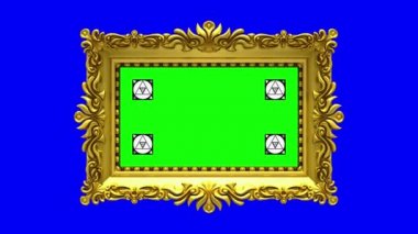 Lüks altın resim çerçevesi mavi arka plan üzerinde Kroma anahtarı döndürür. Intro hareket izleme işaretleri ve yeşil ekran, 3d animasyon ile. Alfa mat dahil.