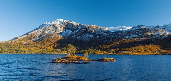 Norveç sonbahar manzarası — Stok fotoğraf