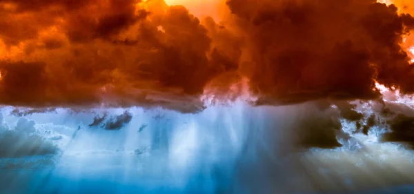 Tempestade Trovão Com Chuva Forte — Fotografia de Stock