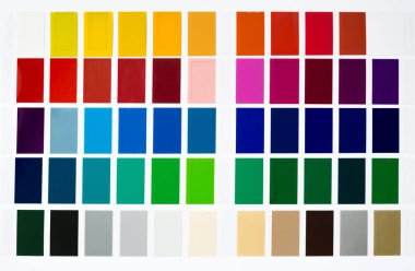 Geometrik renklere sahip modern tasarım ışık şeklindedir