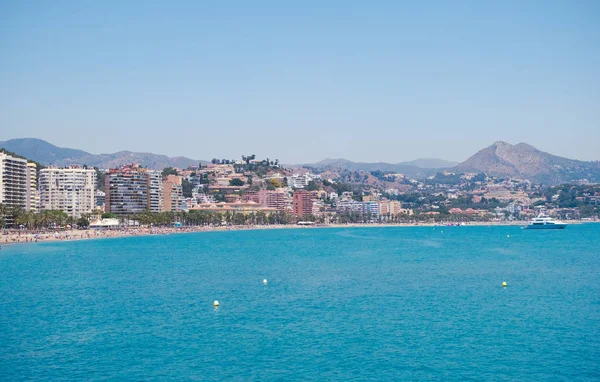 Vue panoramique sur la plage de Malagueta par temps clair — Photo