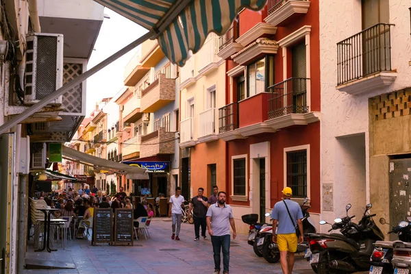 Typowa ulica starego miasta w Marbella, Costa del Sol, Andaluzji, S — Zdjęcie stockowe