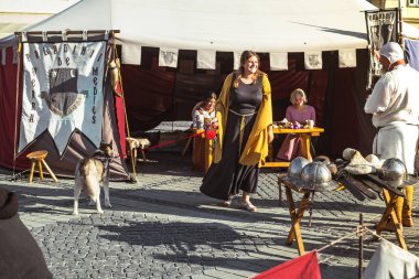 çeşitli sokak faaliyetleri