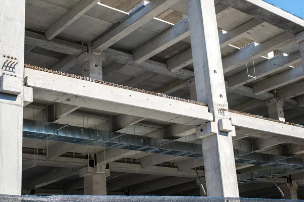 modern beton çıkıntısı 