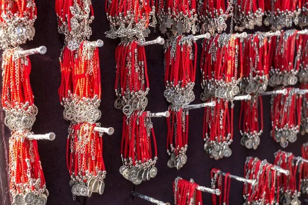 Sibiu Rumunsko Února2020 Lidé Dívají Martisor Velké Bazar Martenitsa Balcescu — Stock fotografie